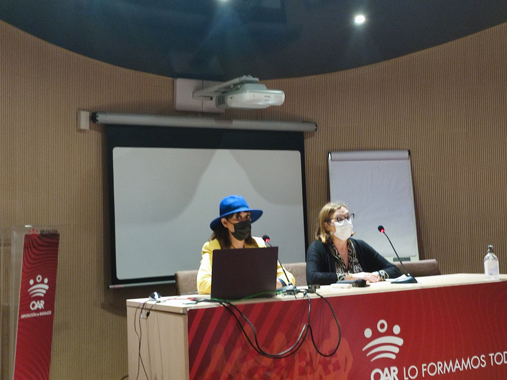 Mabel Lozano presenta en el OAR su documental de ficción El Proxeneta. Paso corto,  mala leche