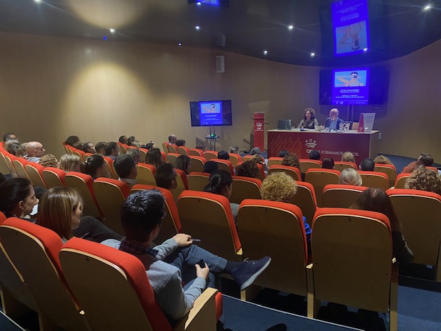 El Gerente del OAR se reúne  con todas y todos los empleados del Organismo