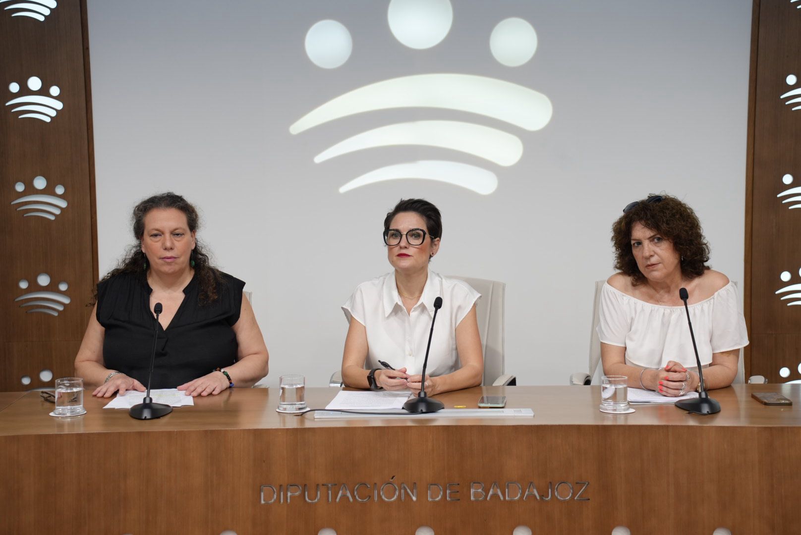 La Diputación de Badajoz aprueba 6 millones de € en anticipos reintegrables para 27 municipios y una mancomunidad